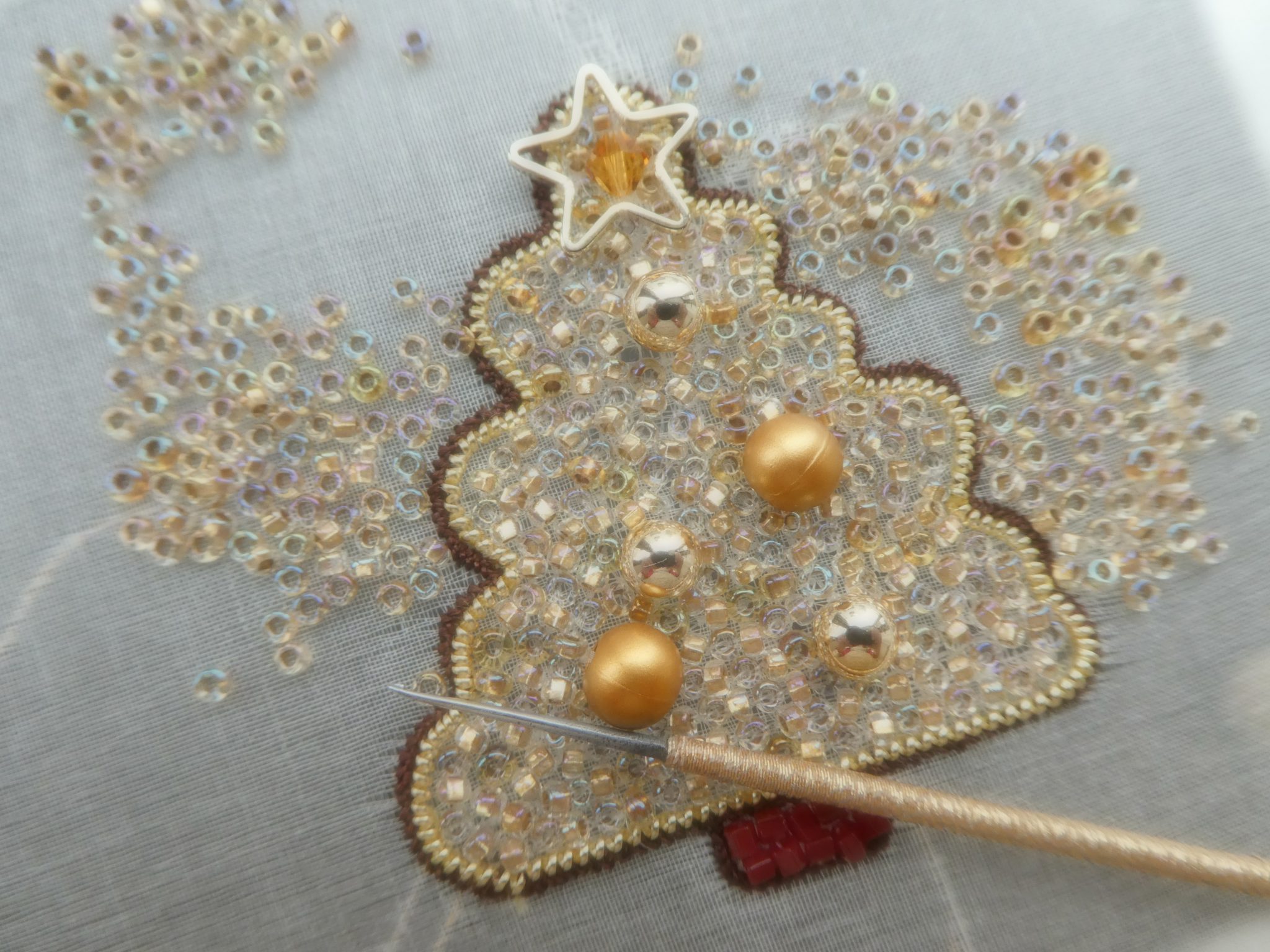 クリスマスツリー – Cocomorビーズ刺繍教室 | ビーズ刺繍とオートクチュール-